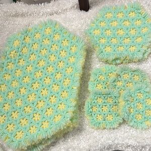 Vintage hand made placemats hot pad and coaster set floral groovy